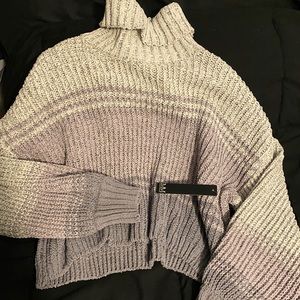 NWT sweater crop top